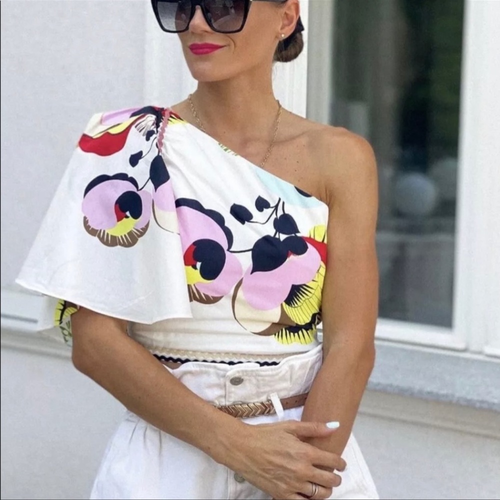 LAST ONE 🌺 NWT ZARA Asymmetrical Multicolored Top - Picture 3 of 16